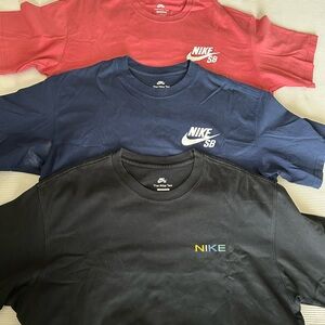 Nike Men’s ' Short Sleeve Tees - Red, Blue, Black